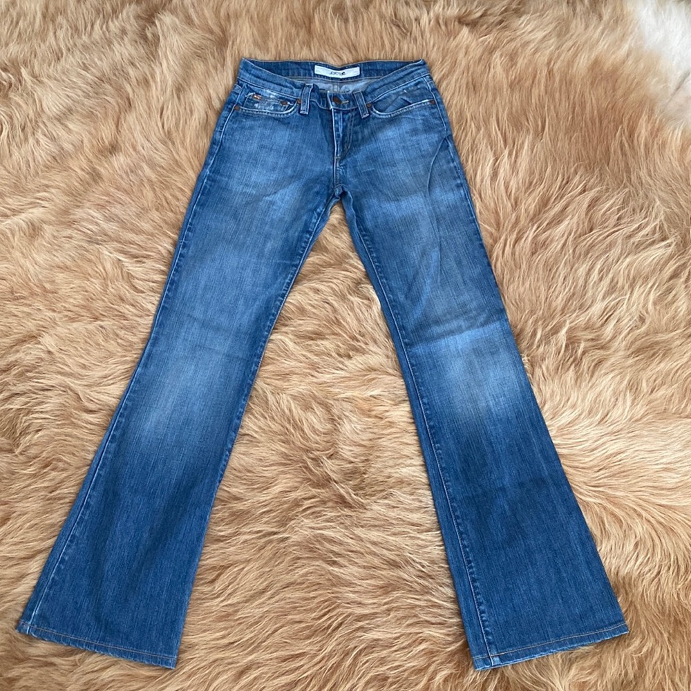 Joe’s Jeans #025